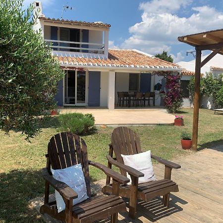 Maison En Camargue Saintes-Maries-de-la-Mer Eksteriør bilde